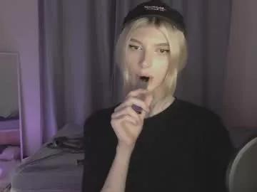 Private hotchubently on Chaturbate