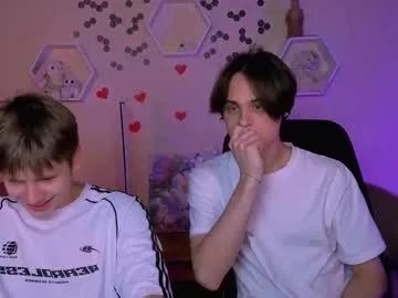 Away karl_mans on Chaturbate