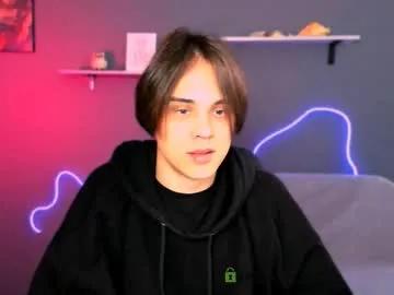 Away karl_mans on Chaturbate