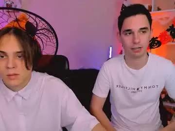 Away karl_mans on Chaturbate