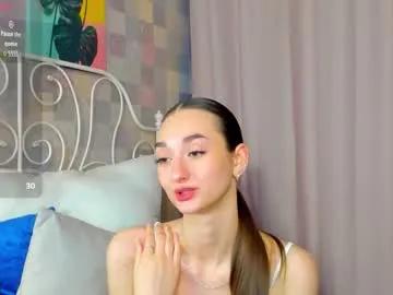 ke1ly_powell — GOAL: shake tits [4 tokens remaining] Welcome to my room! #teen #lovense #new #bigboobs #skinny