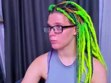 Freechat kiki_krash on Chaturbate