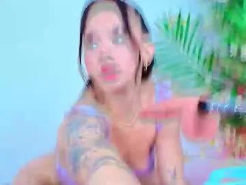 Freechat kinky_karo on Chaturbate