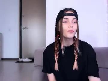 Freechat kittie_bear on Chaturbate