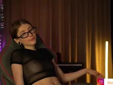 Chaturbate lady_nicolett is Freechat lady_nicolett — Good vibes start with a good conversation :) Patterns to make me squirt - 111 and 72 - Goal is : Flexibility and pour some water on me ! :) #mistress #muscle #joi #squirt #deepthroat