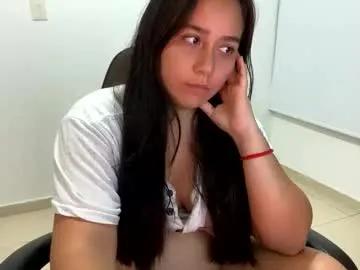Freechat laura_d23 on Chaturbate