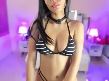 Freechat lauramartin1 on Chaturbate