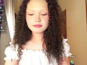 Freechat li_on_line on Chaturbate