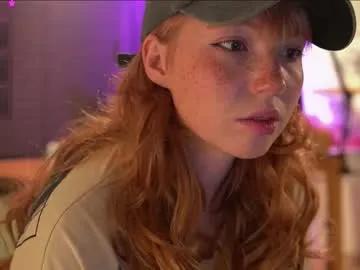 Freechat li_on_line on Chaturbate