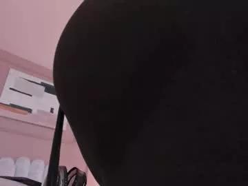 Group lia_ass on Chaturbate