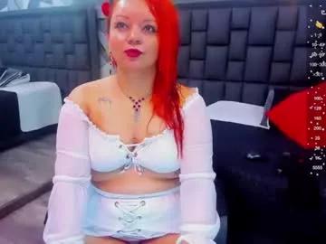 Freechat lilyybigass on Chaturbate