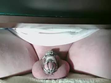 Freechat littleclitty247 on Chaturbate