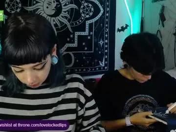 Freechat lovelockedlips on Chaturbate