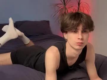 Private lucacharm on Chaturbate