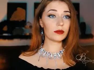 Freechat missbeverlymills on Chaturbate