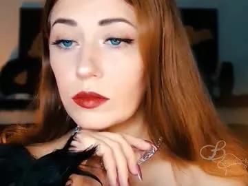 Freechat missbeverlymills on Chaturbate