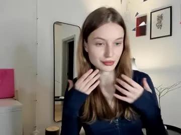 Away mistresselizy on Chaturbate