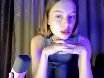 Away mistresselizy on Chaturbate
