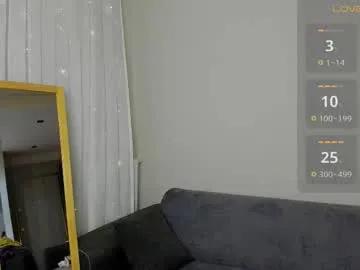 misty_myers — GOAL: Take off pantines [172 tokens remaining] Hi, my name is Misty! Favorite vibrations: 69/99/111/ #teen #bigpussylips #bigboobs #anal #squirt