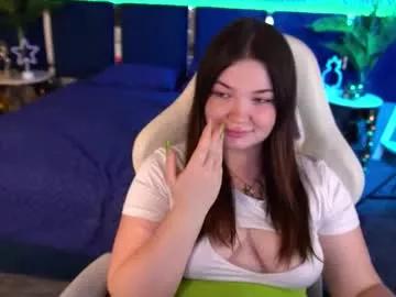 Freechat molinmoon on Chaturbate