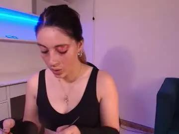 Freechat moon_winy on Chaturbate