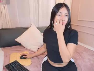 Group nahomi_key_ on Chaturbate