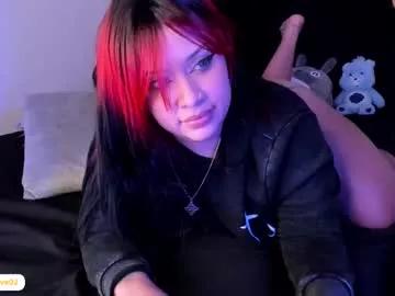 Freechat nicoleozzyy on Chaturbate