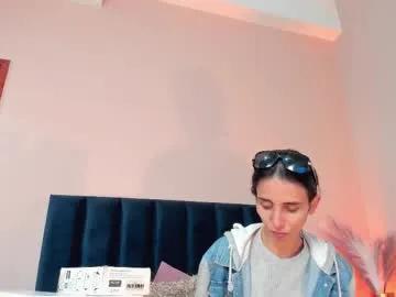 ninacavallli on Chaturbate 