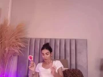 ninacavallli on Chaturbate 
