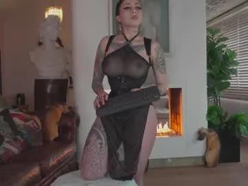 Freechat nuryforerogh on Chaturbate