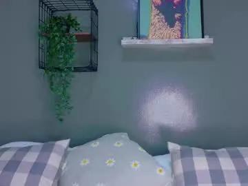 Freechat parisfox_ on Chaturbate