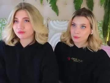 Freechat pinkadele on Chaturbate