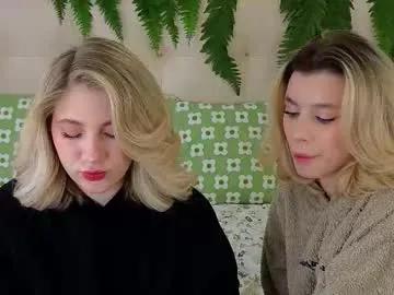 Freechat pinkadele on Chaturbate