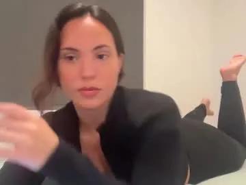 pollyyypocket —  Change Outifts  [2087 tokens remaining]