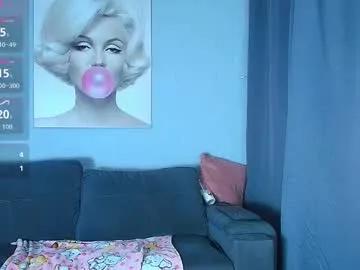 rousebonnett — My sexy and horny body wanna be fucked for you! Make me wet with your tips and make me cum at goal @10/Get naked @3//Finger pussy @5//Dildo play @7// #latina #bigass #bigboobs #slut #milf [100 tokens rema