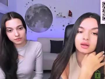 Freechat silvia_queen1 on Chaturbate