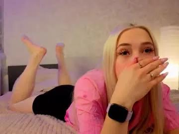 smile_with_nicole — GOAL: Lina kiss Lanna in the cheek [25 tokens remaining] Hi! I'm Lina!, Try my patterns 33/55/77/111 #new #18 #lovense #blonde #shy