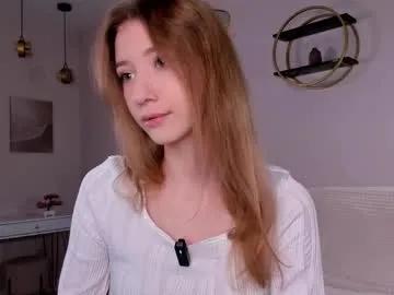 Private sunnmoonn on Chaturbate