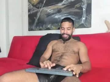 Freechat sweatyhairypig1 on Chaturbate