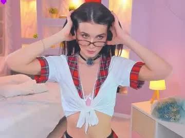Private synne_glows on Chaturbate
