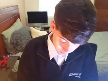 Freechat tightncuteass on Chaturbate