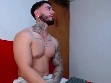 Private tommyblessd1 on Chaturbate
