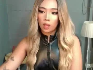 Freechat trexie_fucks15 on Chaturbate