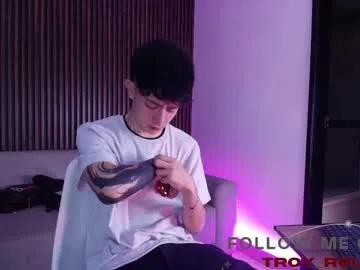 troy_rouge — GOAL: Shower Tease [203 tokens remaining] Hot tease Come talk, watch! Want to take a look?  2pics--88 | 1pic+1 video--144tkns #bigcock #monstercock #cum #18 #teen