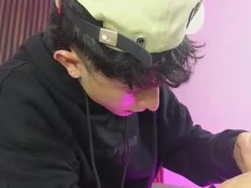 Freechat troy_rouge on Chaturbate