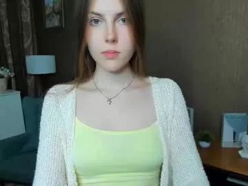 Away udeledelmoref on Chaturbate