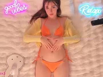 Freechat uwuxo on Chaturbate