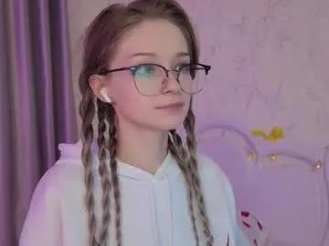 vialeta_baby — GOAL: For good start^^ [25 tokens remaining] Meow^^~ call me VI #18 #feet #lovense #skinny #teen