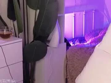 Freechat violetvio1ator on Chaturbate