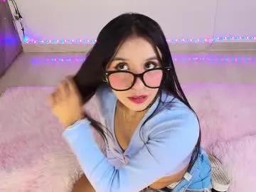 vivi_luv — GOAL: Tongue tease on dildo [373 tokens remaining] hola soy Vivi,soy tu muequita traviesa  Me gusta jugar con juguetes grandes  #deepthroat #ahegao #latina #cute #Submissive
